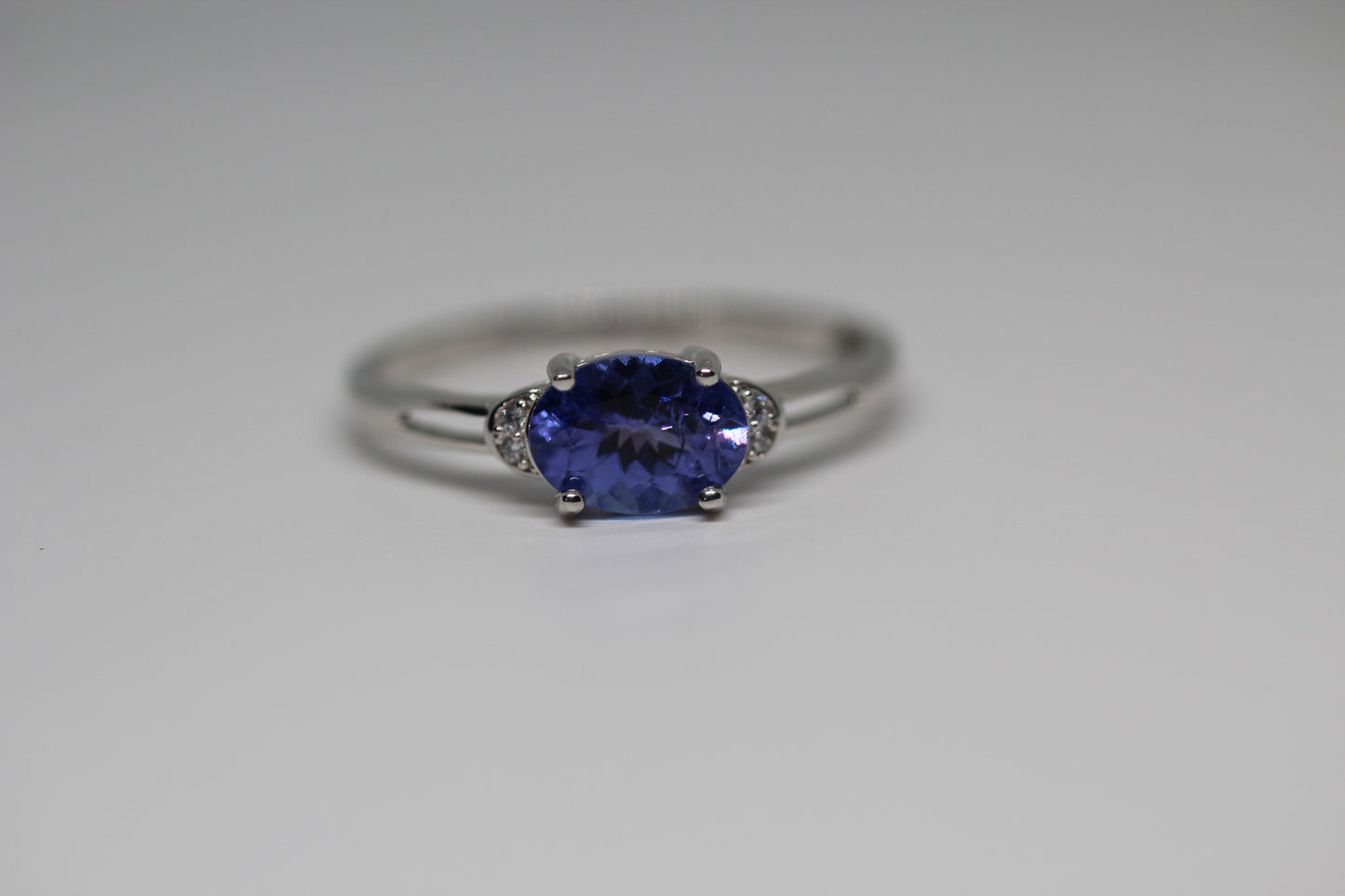 Natural Tanzanite Ring in 925 Sterling Silver