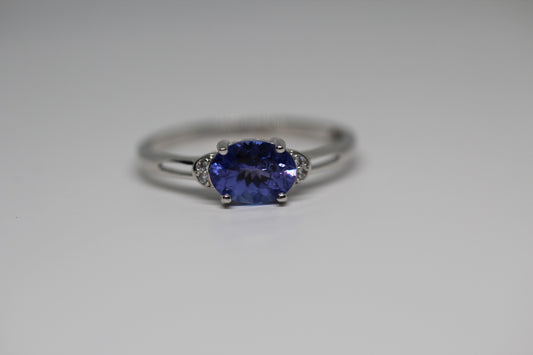 Natural Tanzanite Ring in 925 Sterling Silver