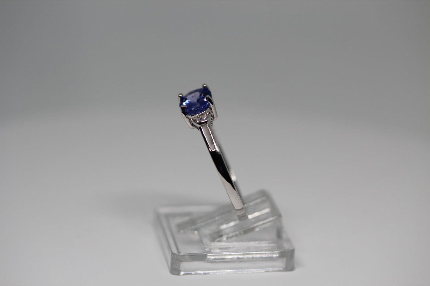 Natural Tanzanite Ring in 925 Sterling Silver