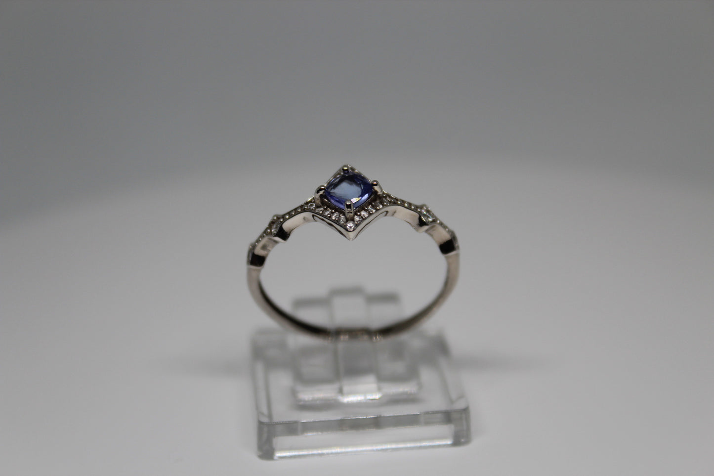 Cornflower Sapphire Ring in 925 Sterling Silver
