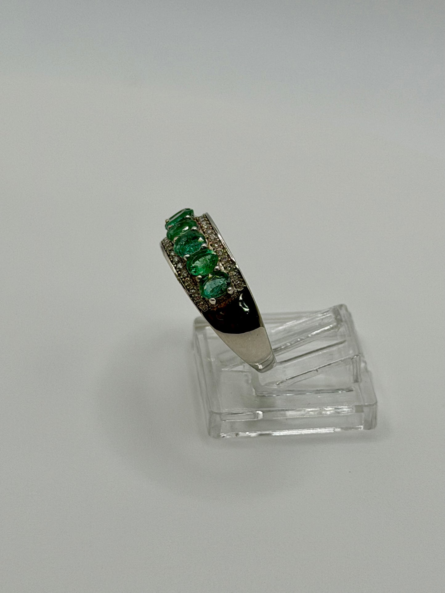 Natural Zambian Emerald Band Ring – 1.26 CT Total Weight
