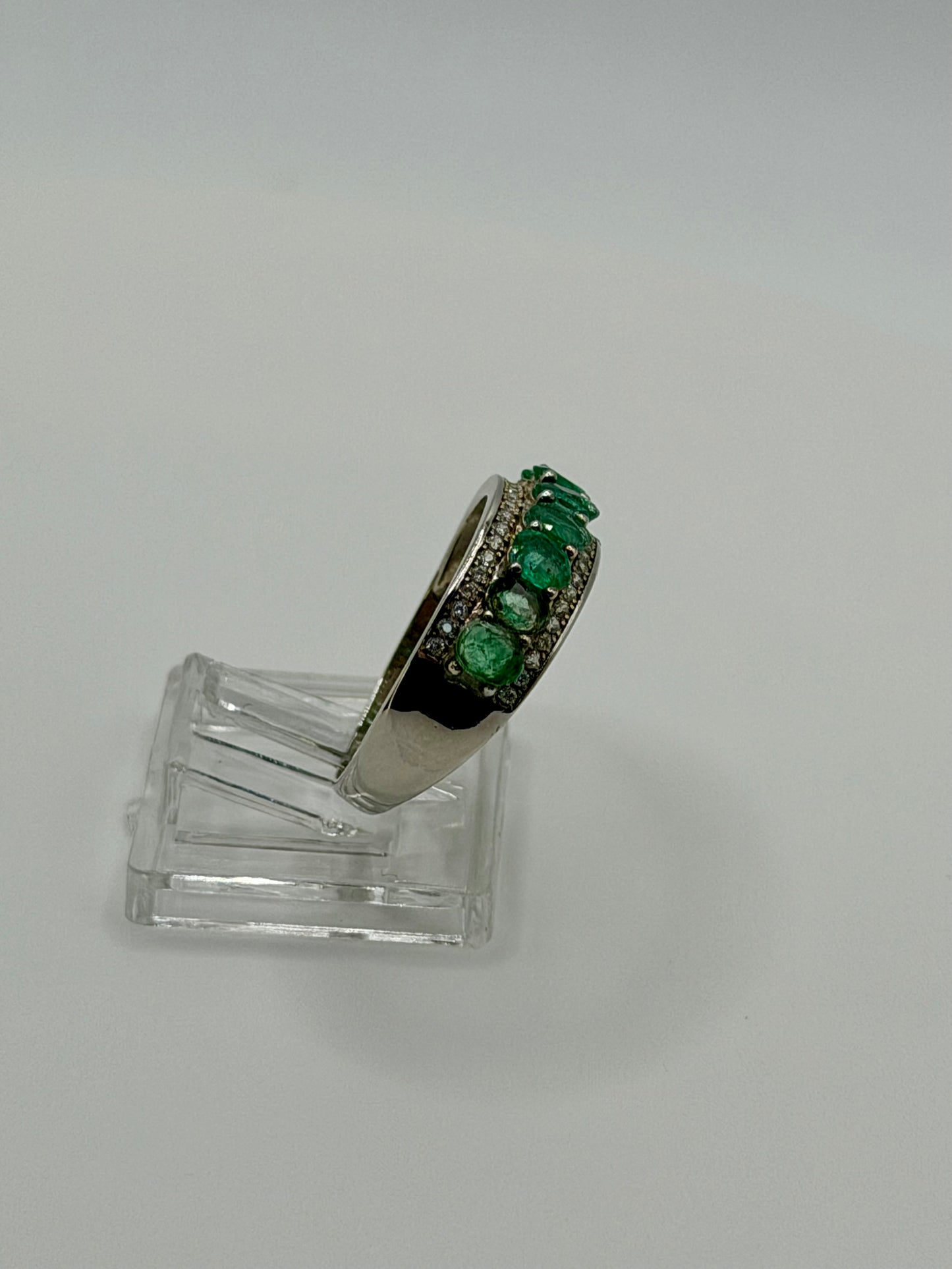 Natural Zambian Emerald Band Ring – 1.26 CT Total Weight