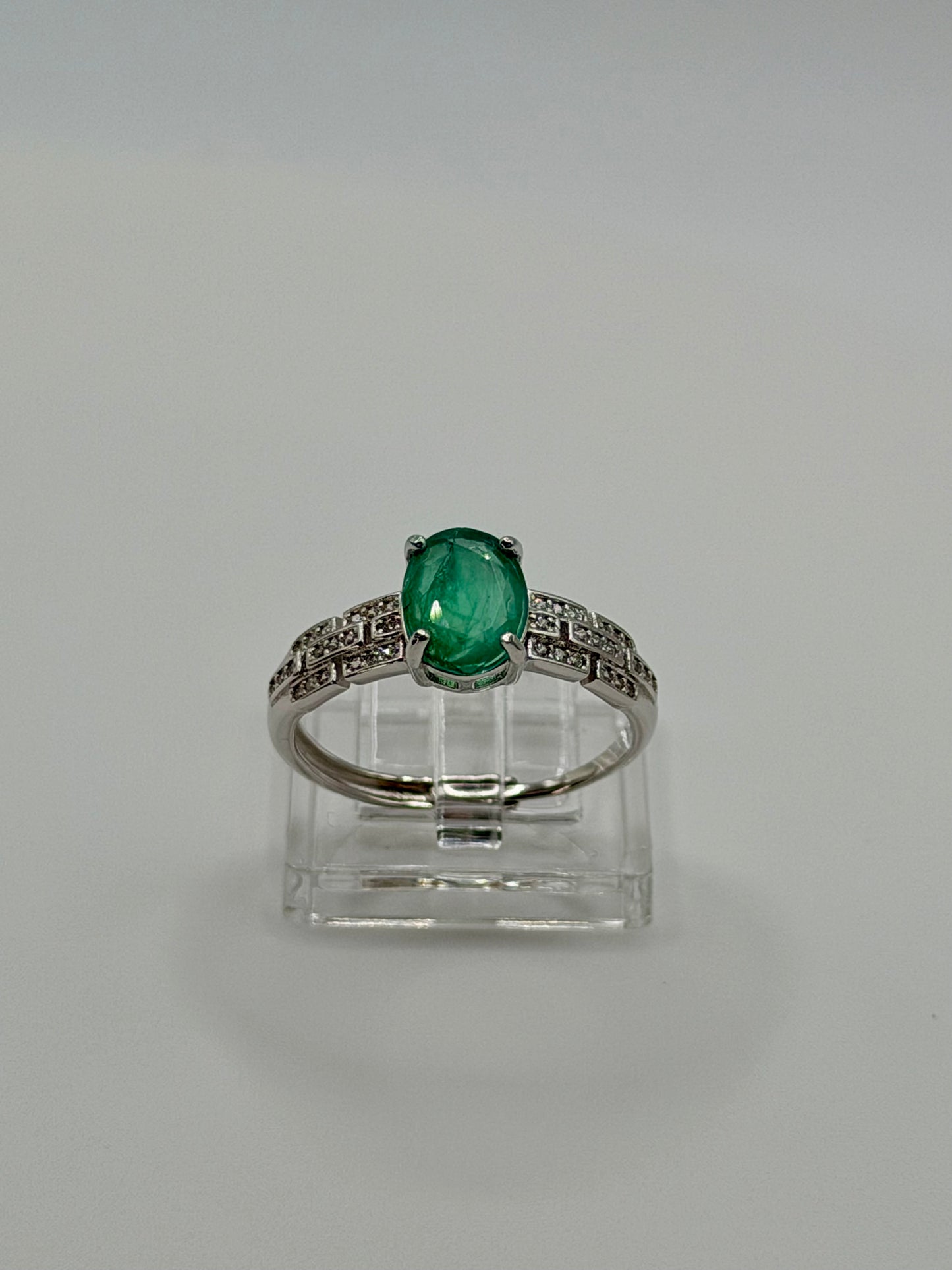 Natural Zambian Emerald Ring – 1.00 CT