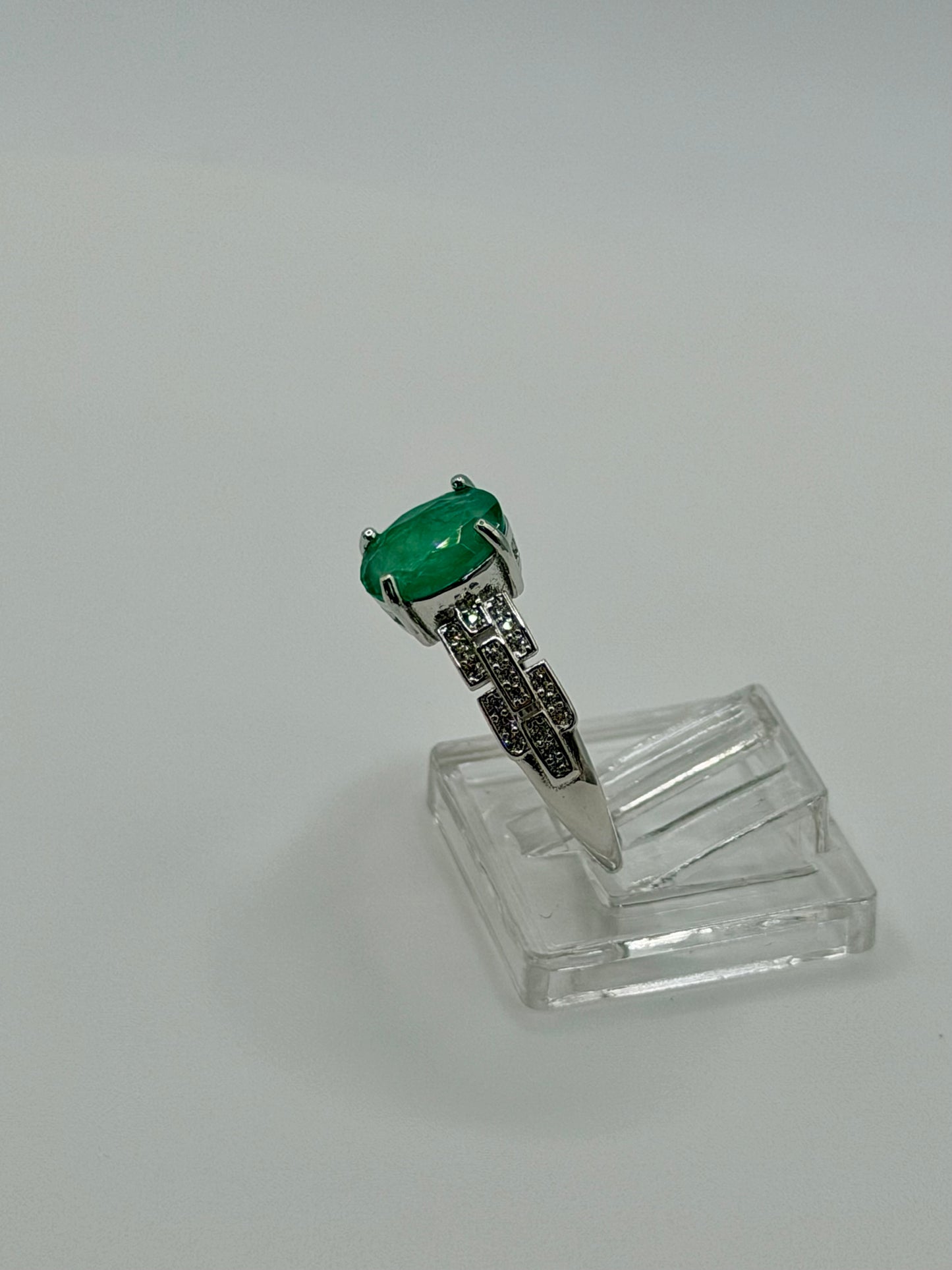Natural Zambian Emerald Ring – 1.00 CT