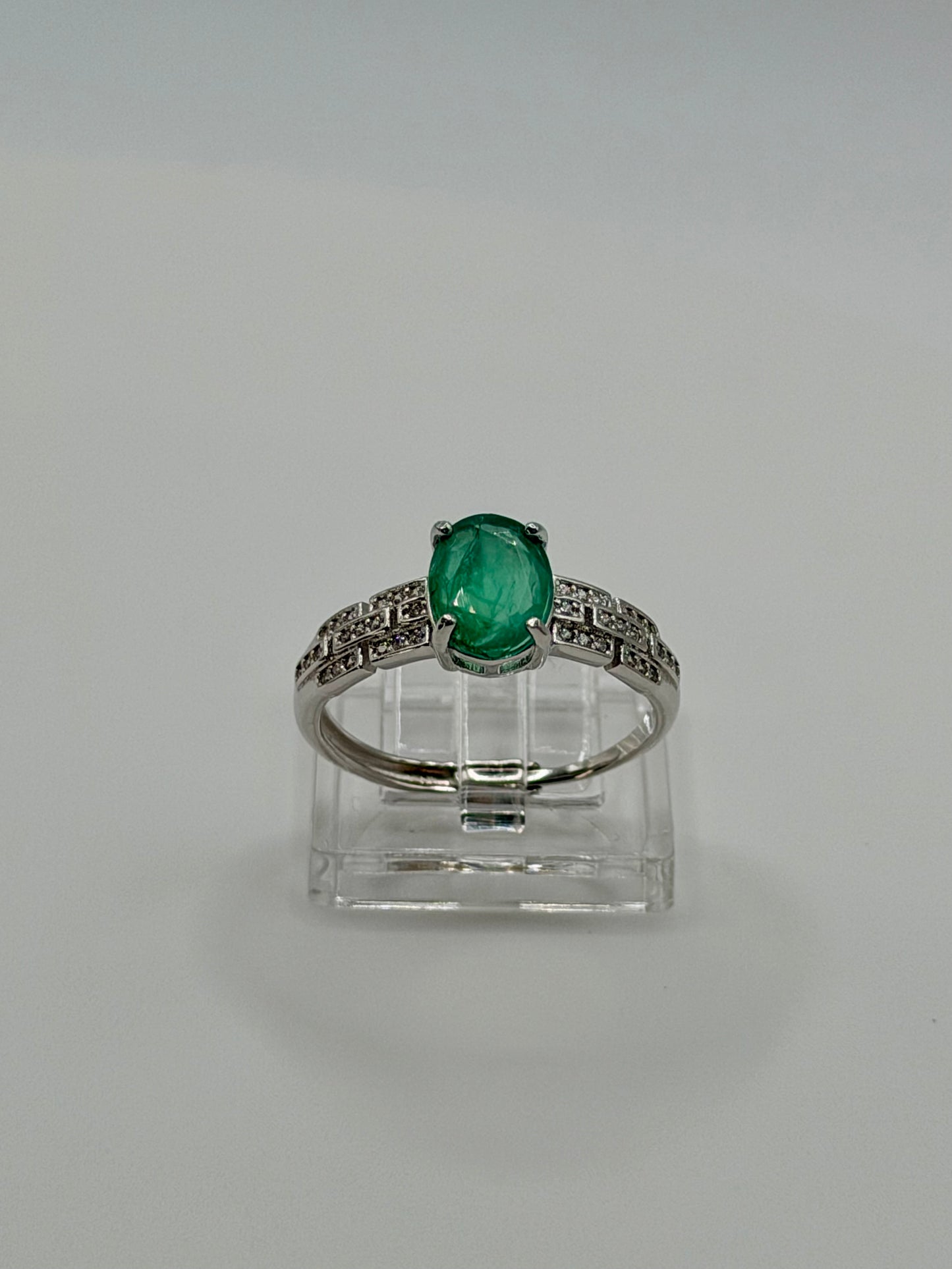Natural Zambian Emerald Ring – 1.00 CT