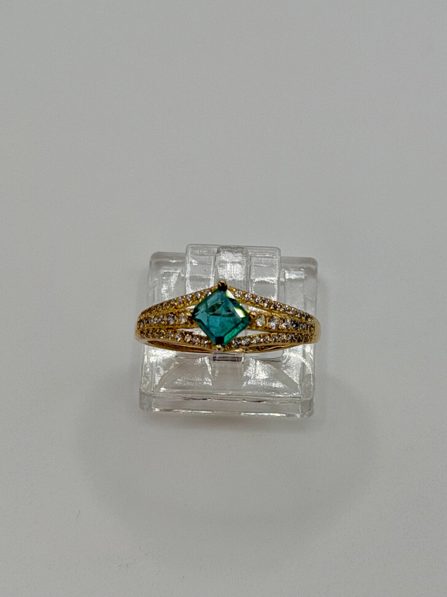 Natural Zambian Emerald Ring – 0.88 ct Emerald – Sterling Silver 925 with Gold Finish