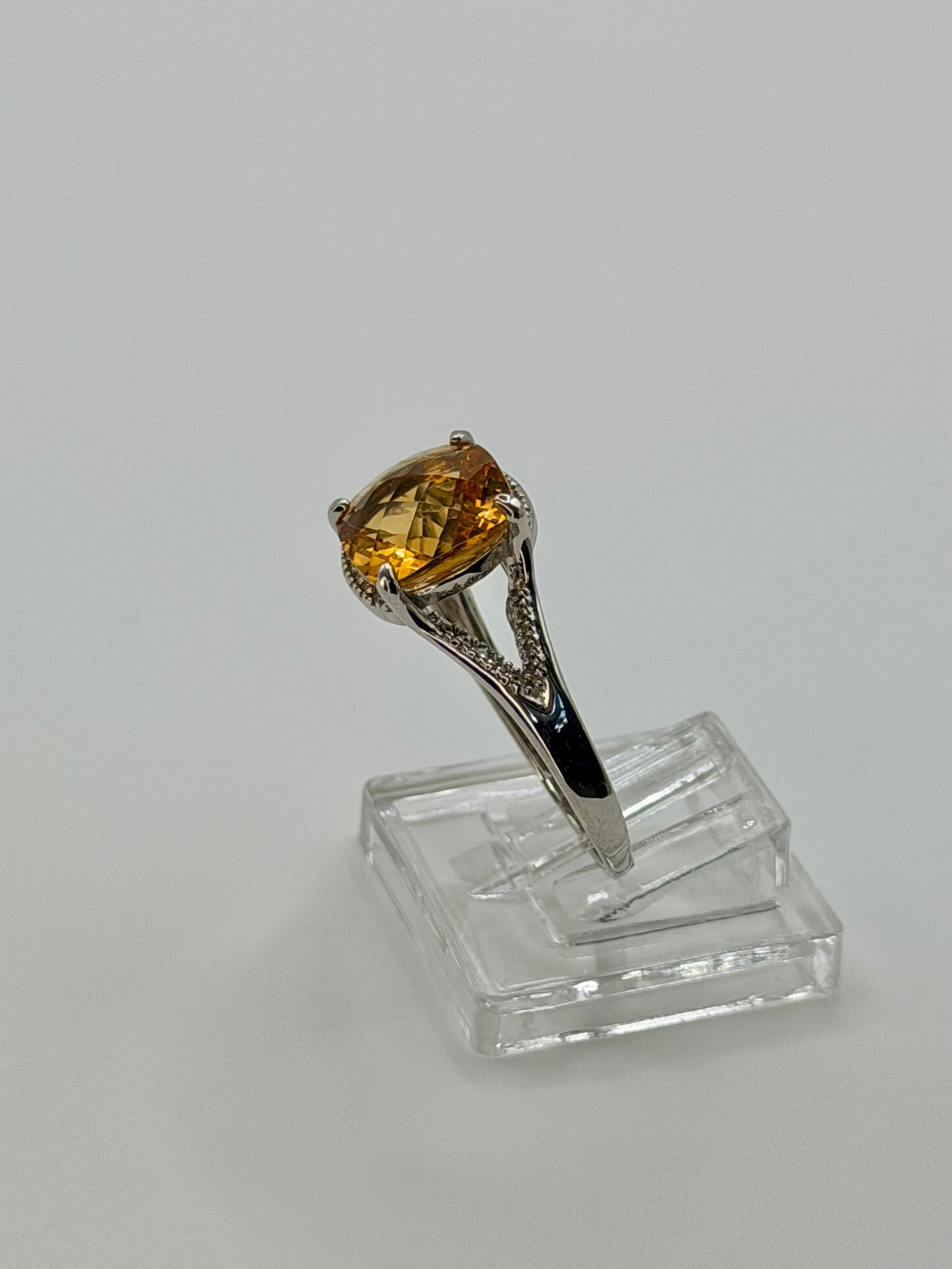 Natural Citrine Ring – 3 CT