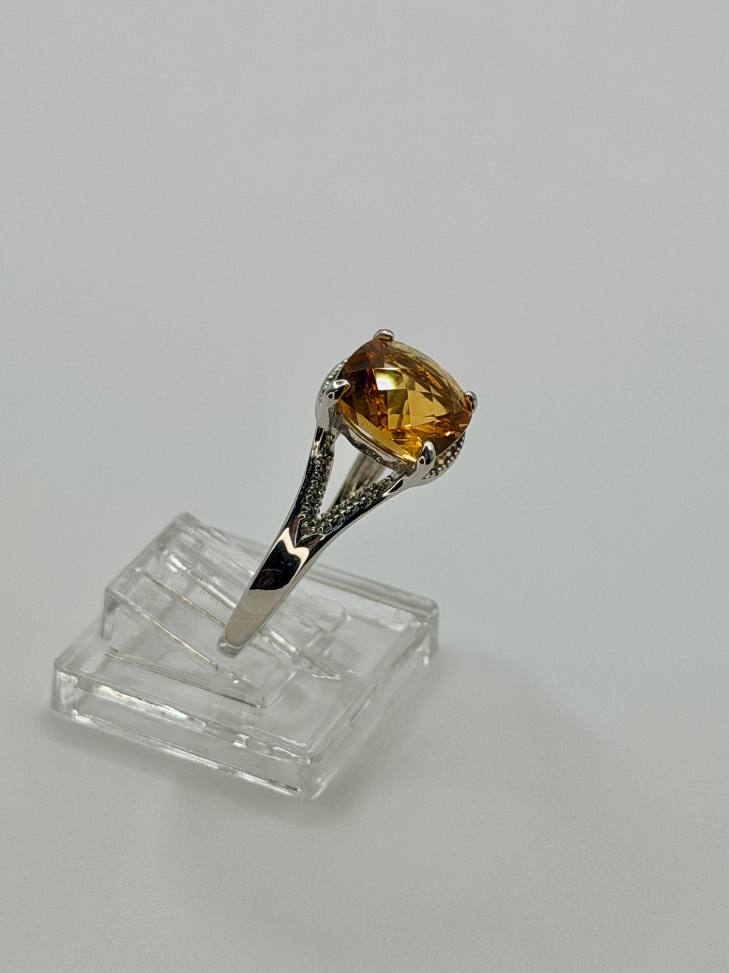 Natural Citrine Ring – 3 CT